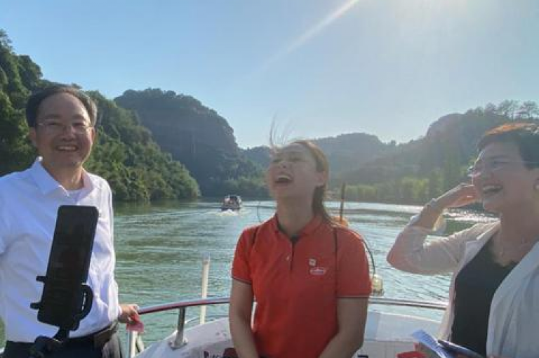 {拼多多助力}在拼多多上助力获取商品，这事儿靠谱吗？