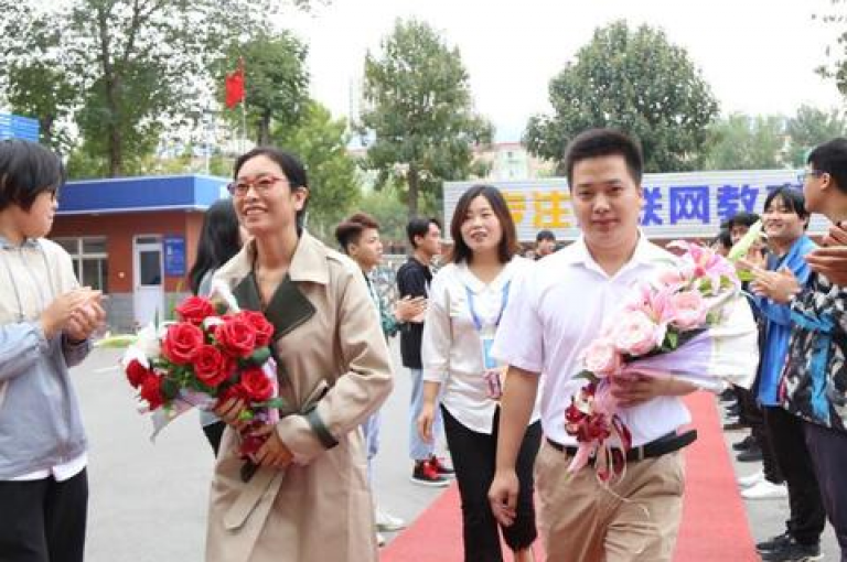 抖音点赞量(抖音视频点赞量飙升的深层原因探究)。