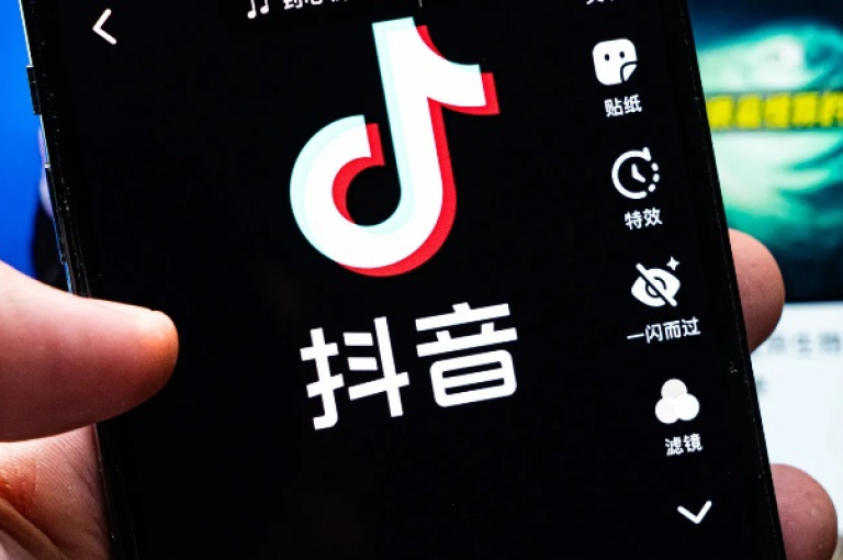 抖音网页自助点赞平台，轻松提升视频热度。