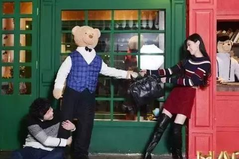 抖音24小时自助服务平台价格亲民。