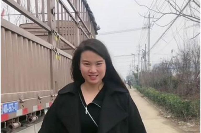 空间互赞作为一种提升网站流量的手段，虽然短期内可以迅速增加访问量，但长期来看可能会损害网站的信誉和用户体验。