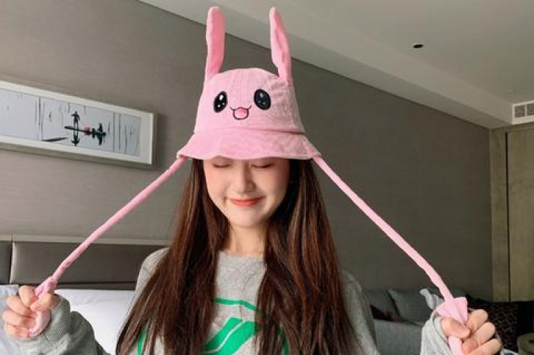 探索网络新潮流，体验极速点赞服务，尽在我们的24小时自助发卡平台——立即获取免费最新版QQ点赞软件，让KS直播间的人气飙升，只需简单在线下单即可！