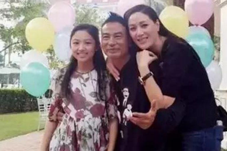 提供QQ空间动态点赞服务，无需付费即可快速增加点赞数。