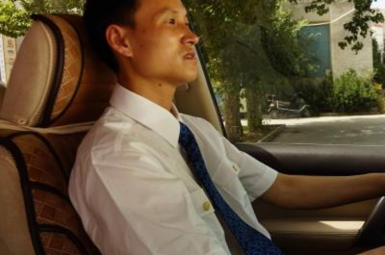 自助低价业务平台(提供高性价比服务的自助服务平台)