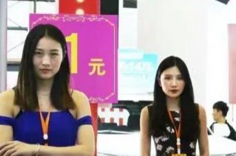 如何寻找多多大转盘活动的网站？