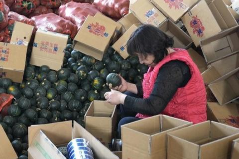 在知乎上，有人询问拼多多助力新人微信拼多多助力群是否真的免费。