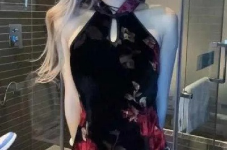 抖音小雅与榜首富豪的直播互动，抖音充值1元得6000抖币 - 唱吧全天候自动点歌服务 - 竞彩足球在线投注站。