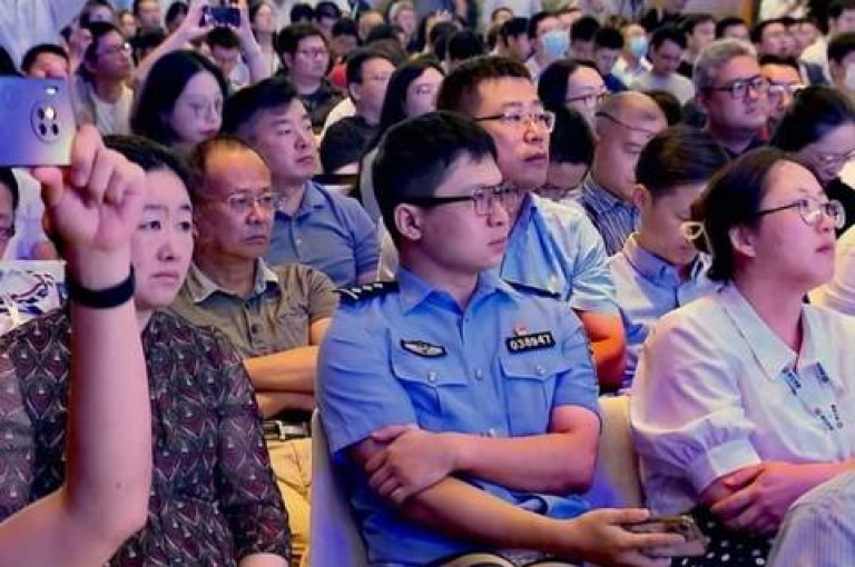 抖音自助业务平台新变革，2025年，抖音创新推出自助业务体系，引领用户体验新高度！