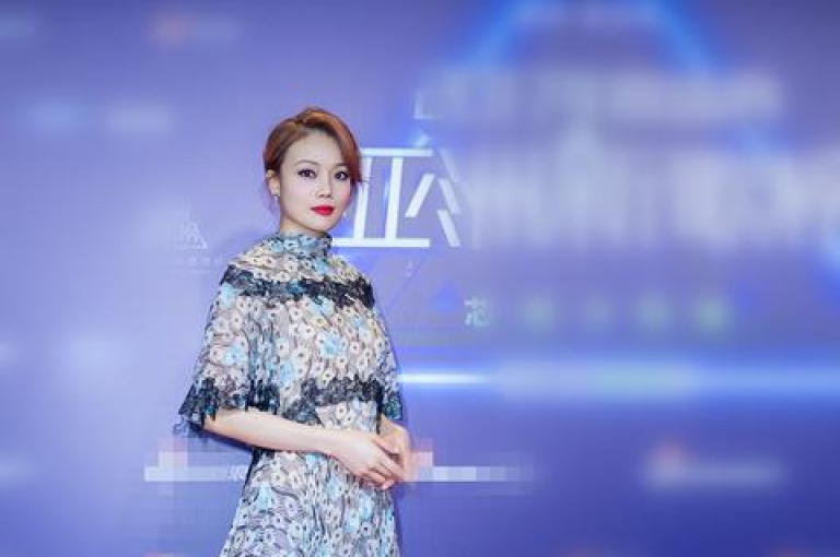 如何在抖音上通过点赞充值来迅速增加视频的曝光度？