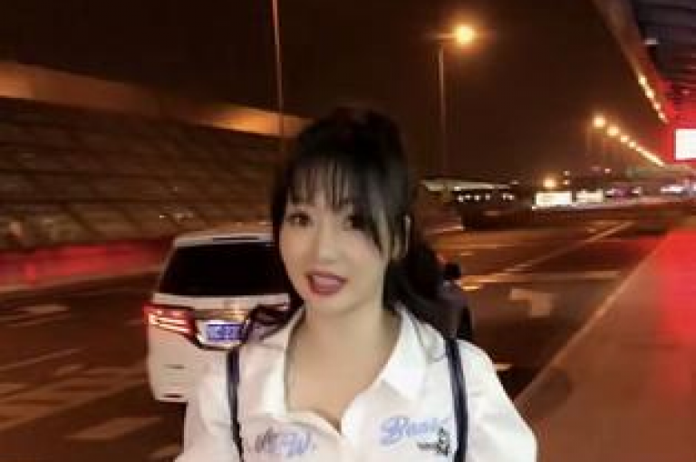 在快手平台，仅需一元即可轻松实现粉丝增长，掌握这一独特攻略，让您的账号迅速吸引关注。