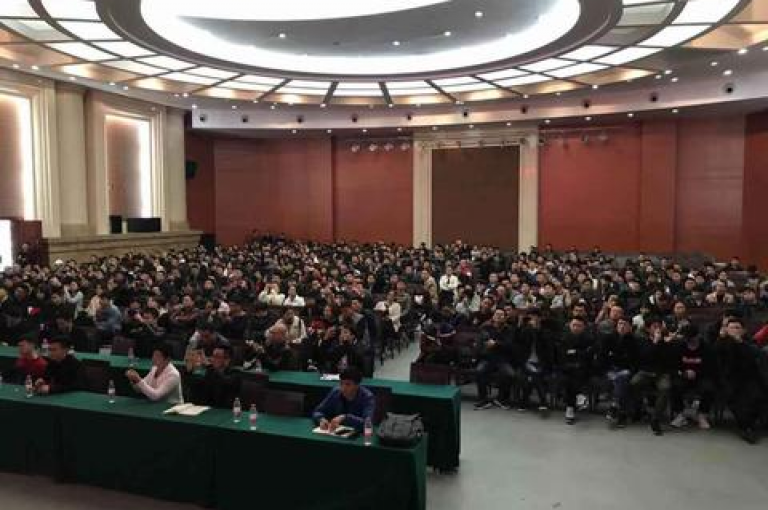 拼多多互助群2025最新版QQ群拼助力。