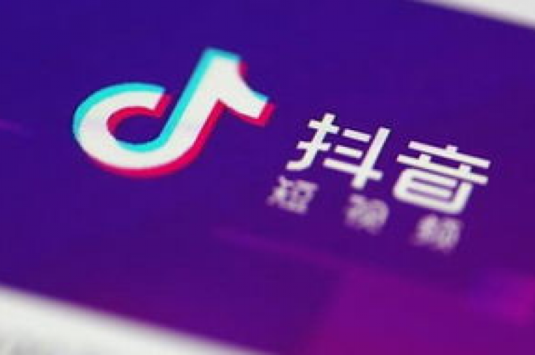 抖音快速点赞平台 - 立即获得10个赞的自助服务。