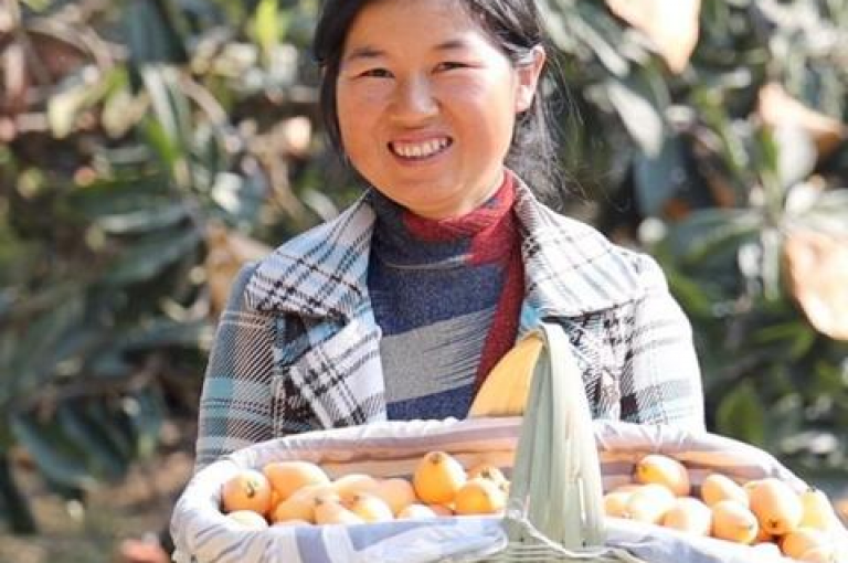 拼多多的助力活动可以在拼多多官方App内参与，通常通过邀请好友帮忙助力来获取优惠或免单机会。