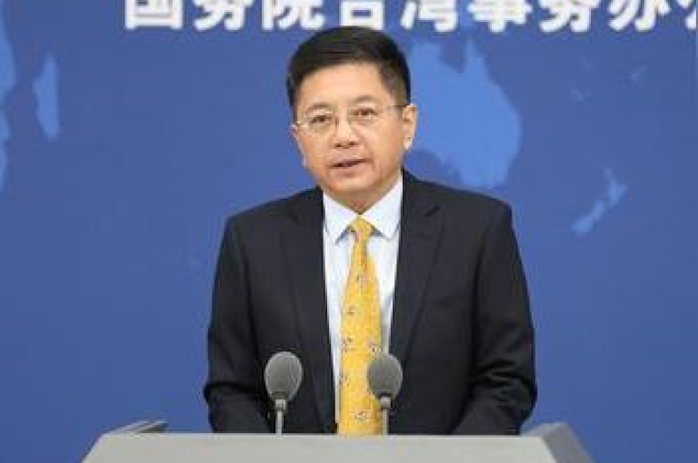 抖音评论在线自助平台24小时的独家揭秘，通过24小时自助平台，让你的抖音评论更具吸引力！2025年必备技巧。