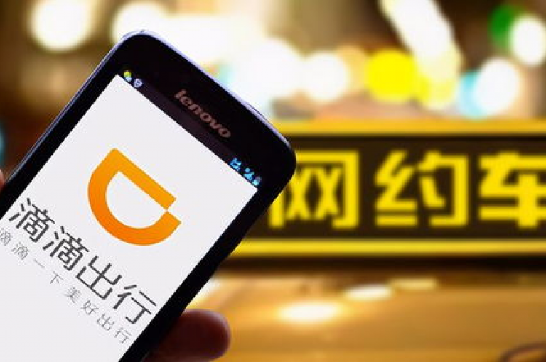 拼多多助力二维码通常可以在拼多多APP内，通过分享助力活动页面找到并生成。