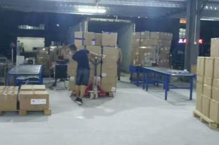 新用户在拼多多助力平台可免费领取商品。