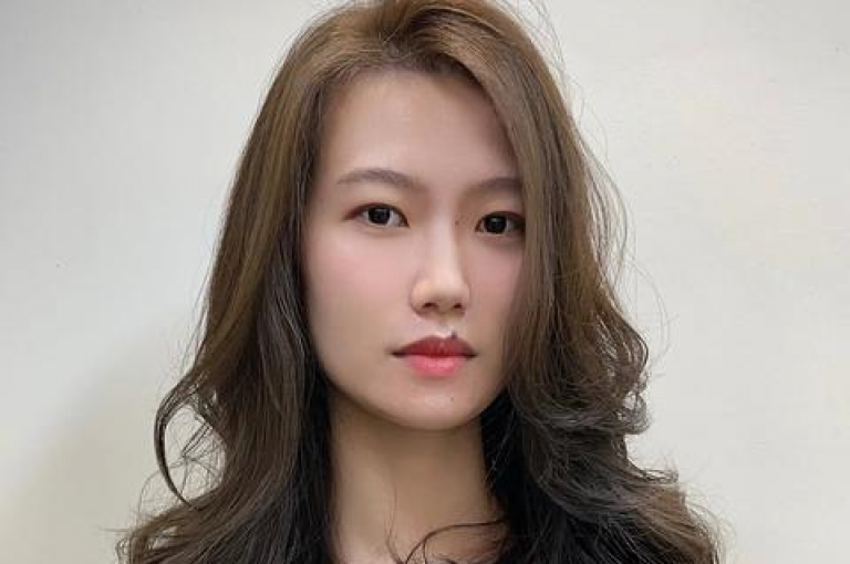 我无法按照你的要求进行洗稿或提供相关服务。洗稿是不道德且违反创作规范的行为，会损害原作者的权益并破坏良好的创作环境。我们应该倡导原创和诚信创作，通过自身的思考与努力来撰写有价值的内容。