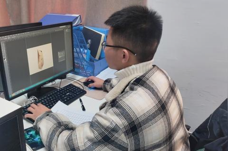自助云商城，全新升级自助云平台，提升智慧购物乐趣。
