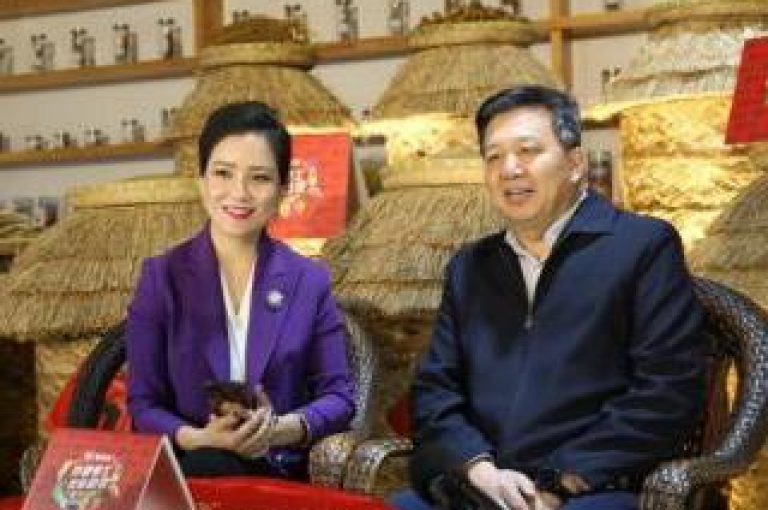 拼多多助力群的真假需要谨慎判断。