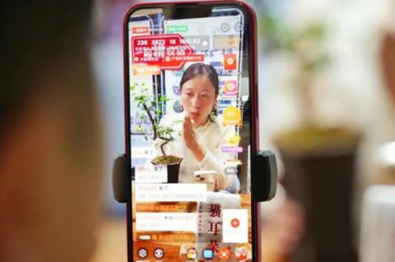 抖音粉丝快速增长，价格实惠，自助下单平台 - 拼多多新用户助力网站 - 快手1元播放量10000。