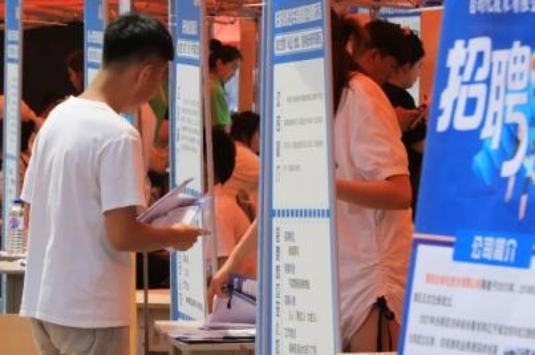 揭秘快手24小时业务平台，全天候服务，让您随时畅享便捷！2024年必学之选。