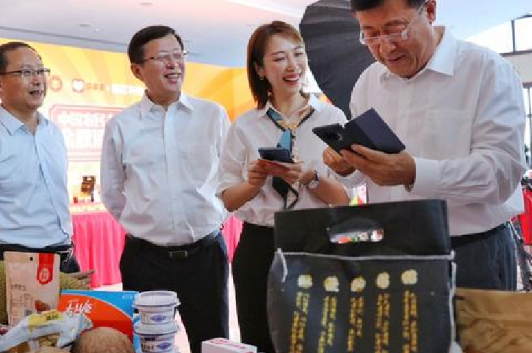 b站粉丝迅速增长，助力团提供免费支持 - ks视频获得高点赞与评论 - 享受全网最优惠的自助下单服务。