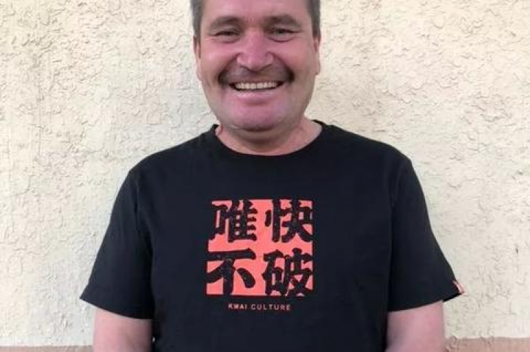 快手抖音双击24小时下单网站是一个提供在线服务的平台，允许用户随时提交订单以增加视频的双击量。