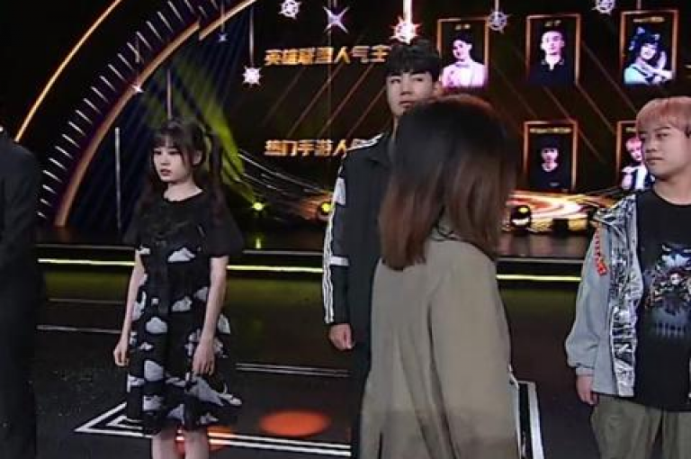 ks24小时自助快手业务, 快手一元10000播放量软件 - 快手免费涨热度入口 - KS业务下单平台，提供超低价服务，但请注意官方紧急辟谣！