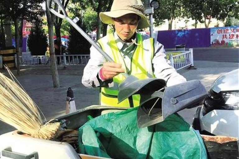 有哪些免费软件可以实现QQ点赞一万次仅需一毛钱（汇总，轻松达到一万QQ赞的实用工具）？