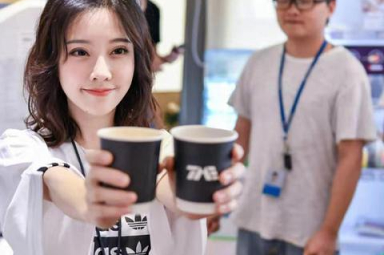 抖音点赞充值24小时到账，低价业务是否可信？快手1元100个赞的真实性及微信支付独家揭秘。