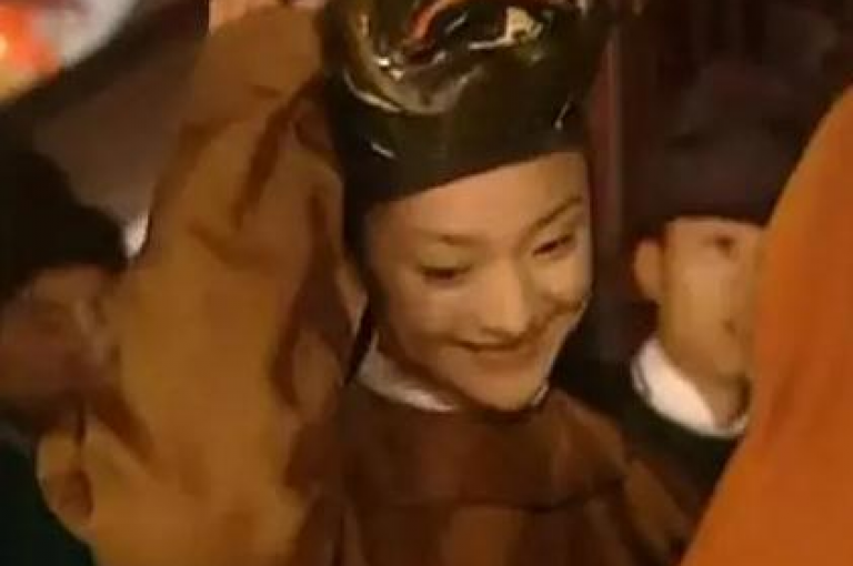 以零元轻松获取，瞬间支付，畅享无忧购物乐趣。