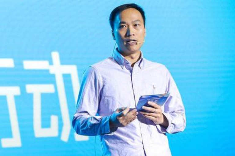 快手24小时自助服务平台，让服务随时随地触手可及。