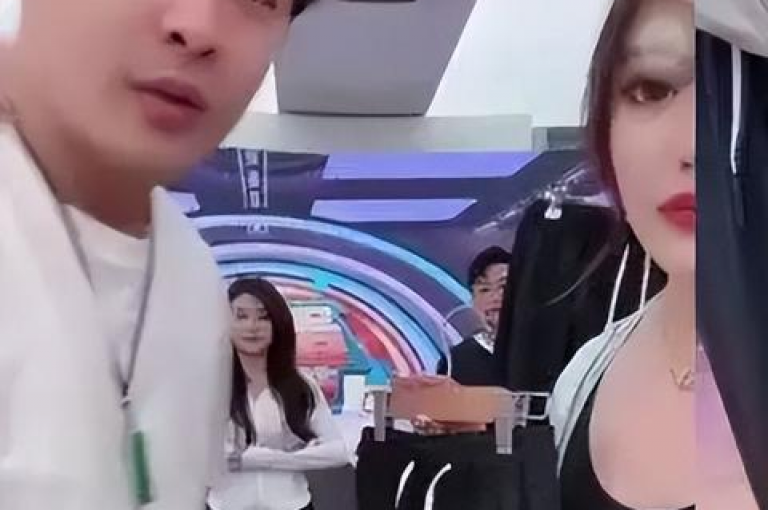 快手业务自助平台提供超值服务，仅需1元即可获得500个亲密值打call，24小时自助空间赞下单网站，以及便捷的快币充值渠道。