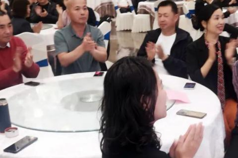 多多互助群{携手共进，助力新人成长}