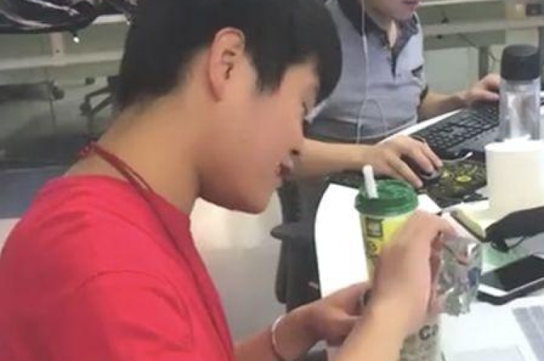 探索抖音24小时自助平台，享受随时下单的便捷服务。