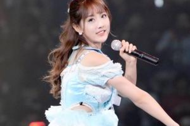 探索无限可能，尽在云小店——你的全天候快手抖音增长伙伴，提供无缝的24小时点赞服务与全网发卡，一键激活，热情不减，助力梦想再燃！