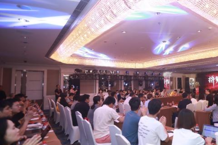 拼多多助力新用户通常可以通过邀请好友、参与平台活动或在社交媒体上分享特定链接等方式来寻找。