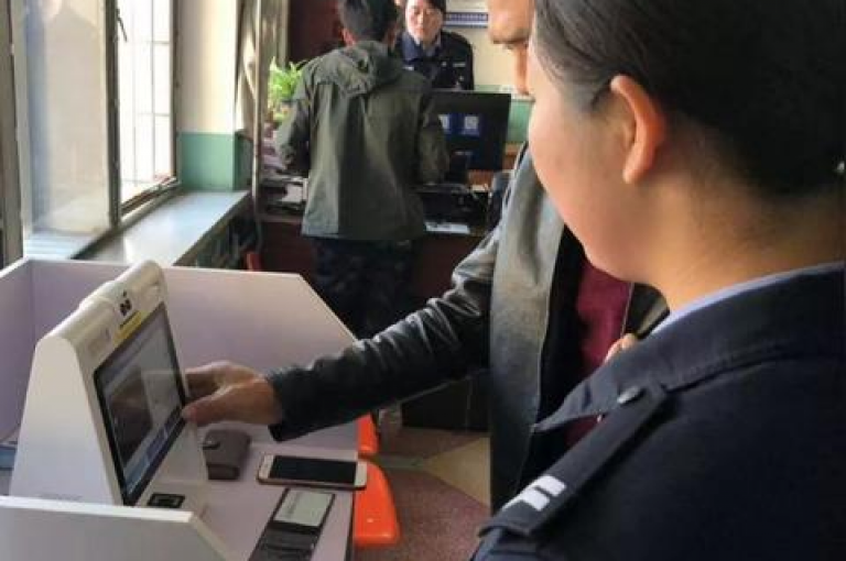 自助购买平台的兴起改变了传统的购物模式，为消费者提供了更加便捷的选择。