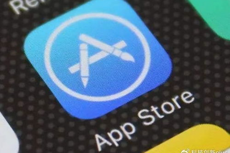在抖音平台上，钻石的充值方式仅限于通过Apple Pay进行。