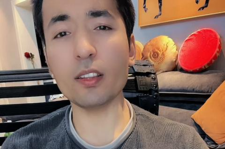 抖音自助业务提供全网最低价格，助力用户轻松突破优势。