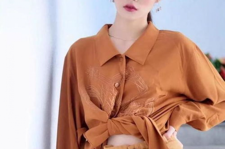抖音号10000粉正规出售,网红小炸串儿黑料 - ks刷一毛1000粉 - 抖音业务购买。