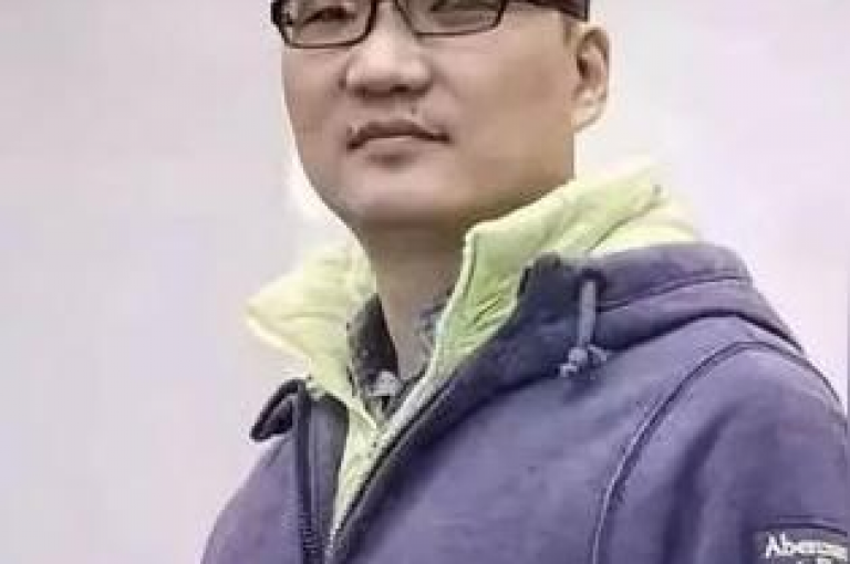 我在寻找一个拼多多互助群，想要深入了解这一现象背后隐藏的真相。