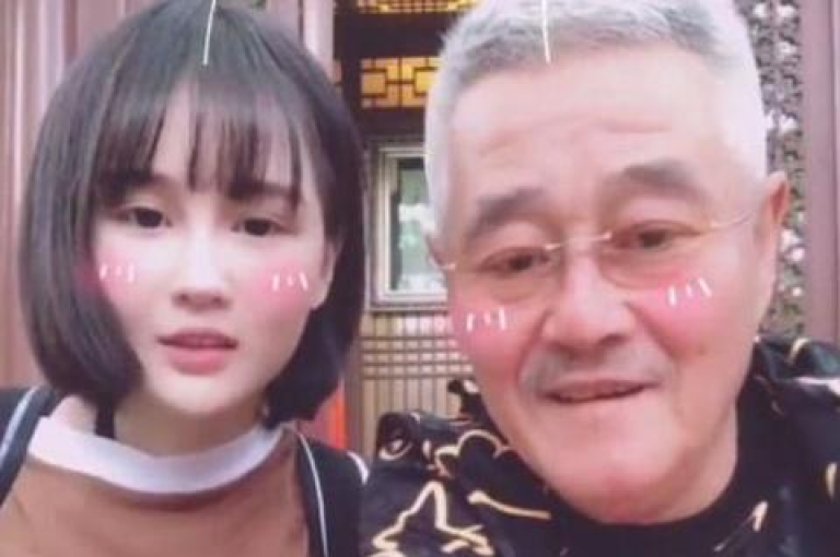 在探索网络服务时，请谨慎对待任何声称可以低价购买快手号或提供QQ空间高浏览量、绝版名片领取链接以及快速获得大量点赞的平台。